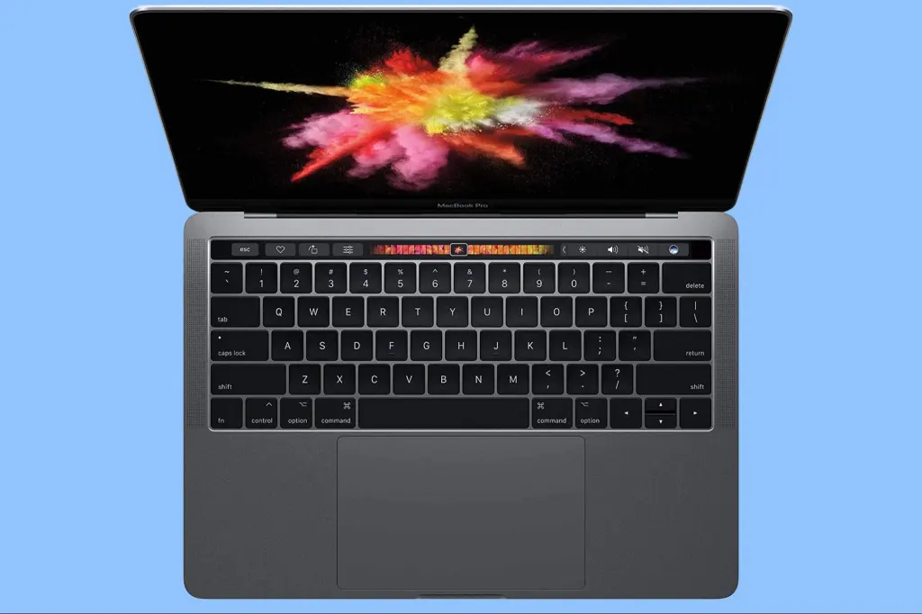 1765614094-AppleMacbookPro1.jpg