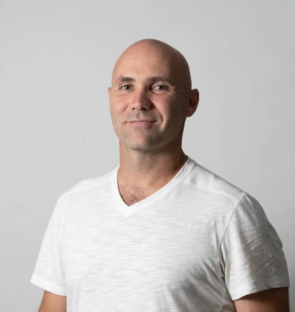 Max-Headshot.jpg