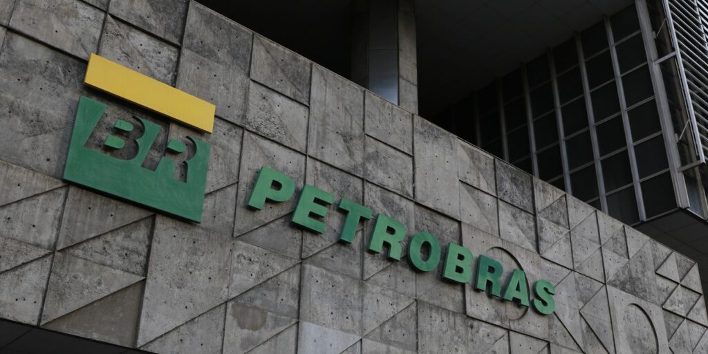 URGENTE: Petrobras liga P-78 Búzios! Produção dispara.